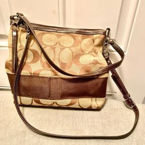 Coach signature Handbag